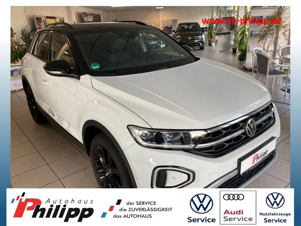 Photo 1 : Volkswagen T-roc 2022 Essence