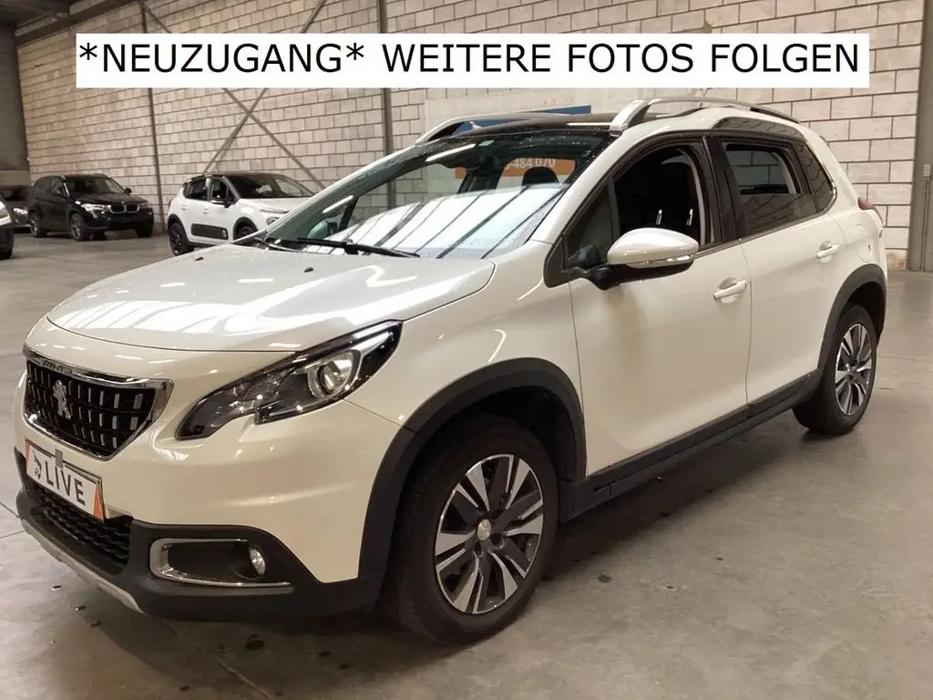 Photo 1 : Peugeot 2008 2018 Petrol