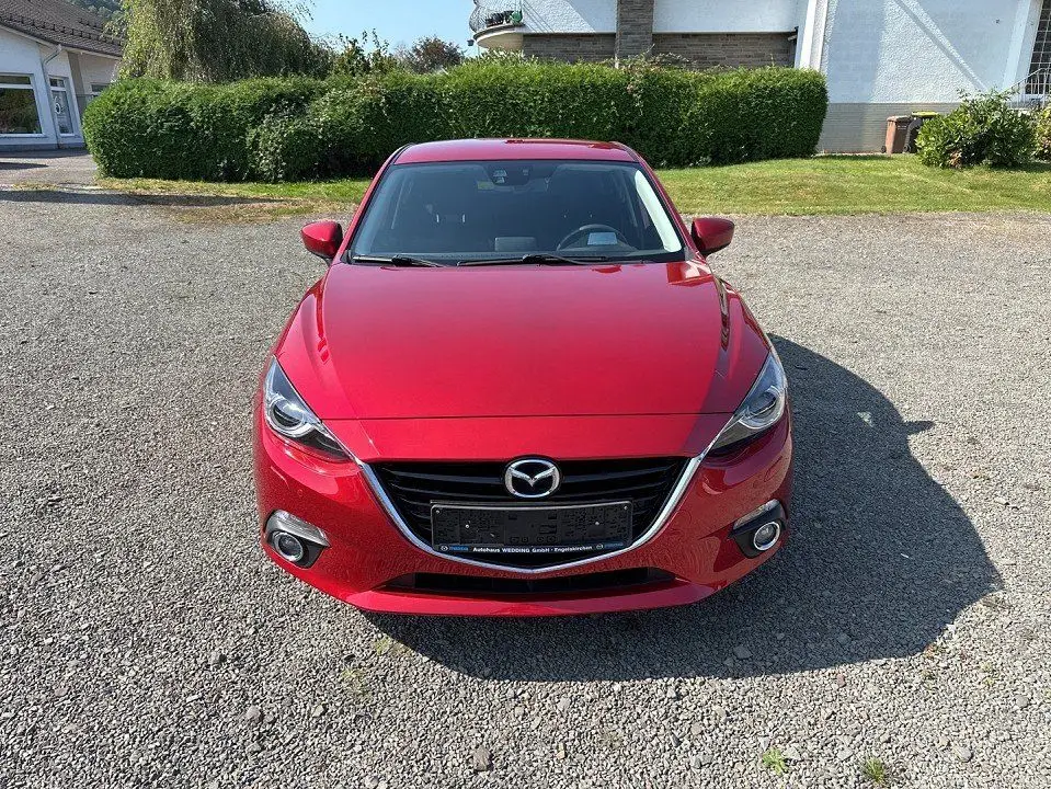 Photo 1 : Mazda 3 2016 Petrol