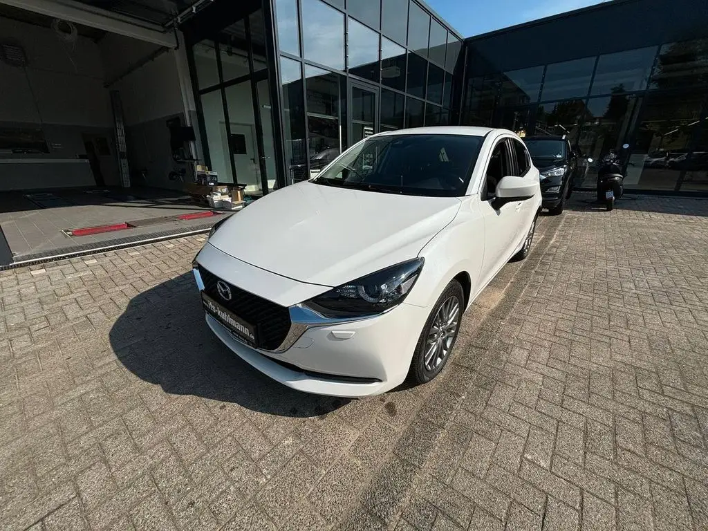 Photo 1 : Mazda 2 2021 Petrol