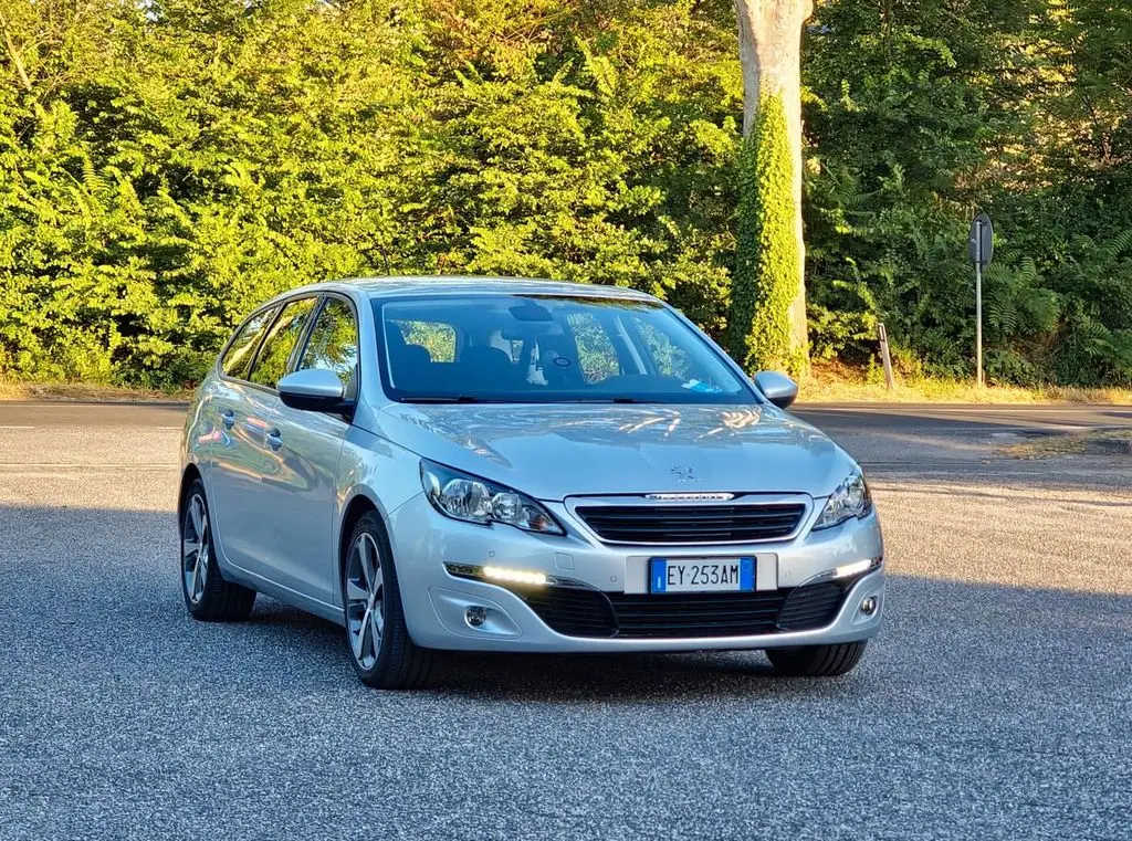 Photo 1 : Peugeot 308 2014 Diesel