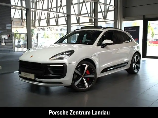 Photo 1 : Porsche Macan 2023 Essence