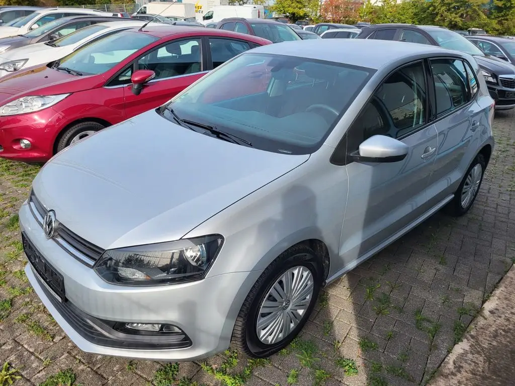 Photo 1 : Volkswagen Polo 2016 Essence