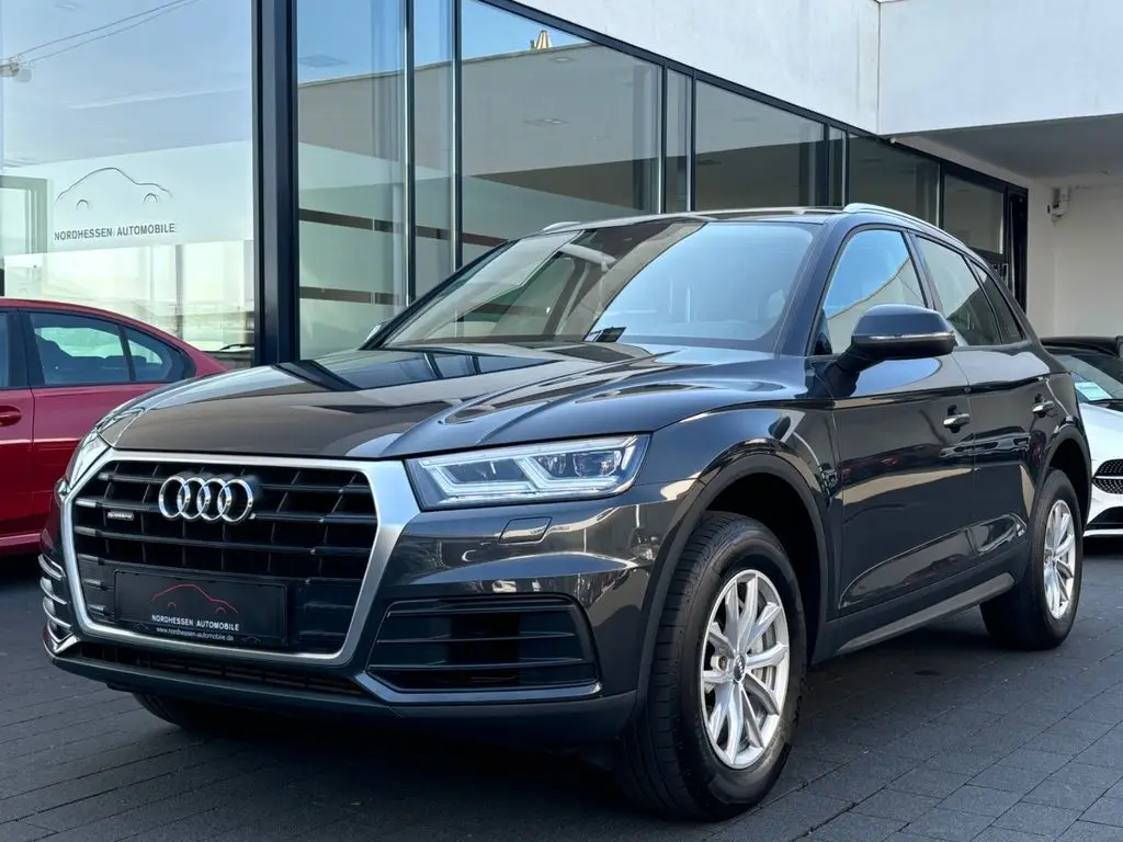 Photo 1 : Audi Q5 2018 Diesel