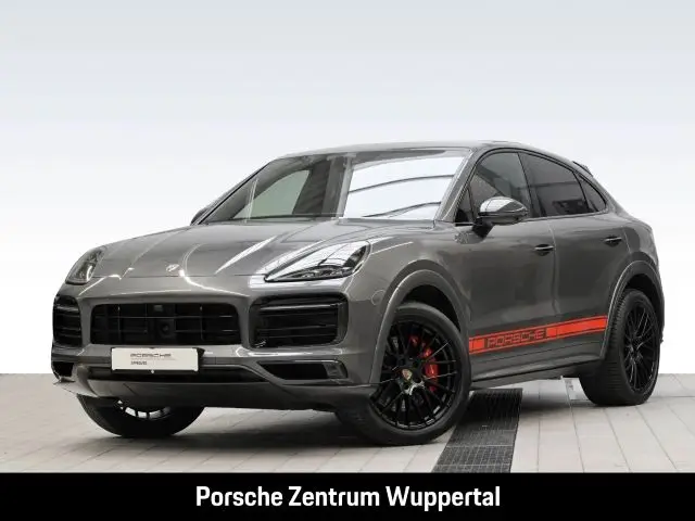 Photo 1 : Porsche Cayenne 2021 Essence