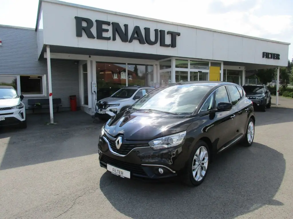 Photo 1 : Renault Scenic 2018 Essence