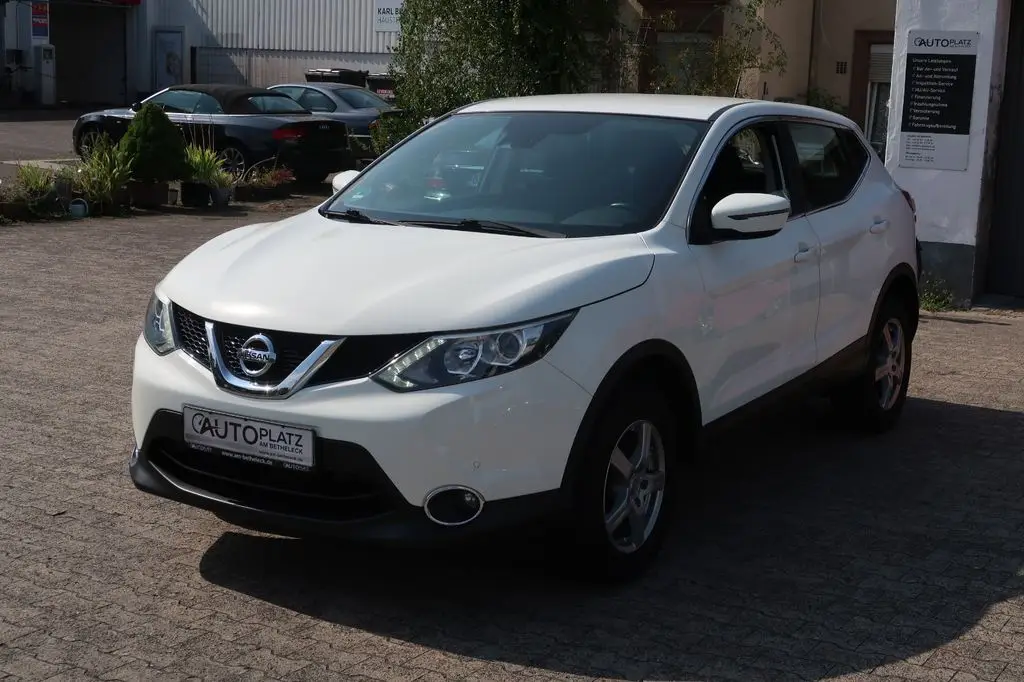 Photo 1 : Nissan Qashqai 2015 Diesel