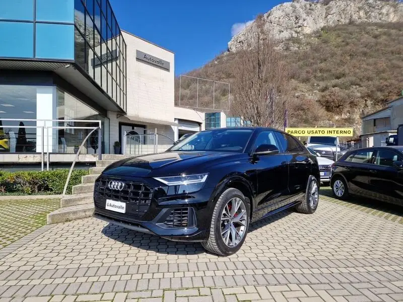 Photo 1 : Audi Q8 2020 Hybride