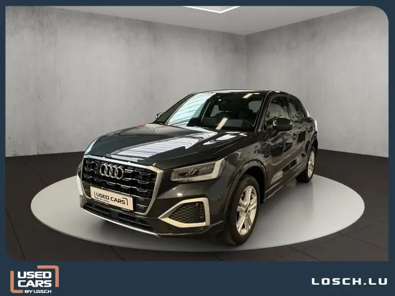 Photo 1 : Audi Q2 2023 Petrol