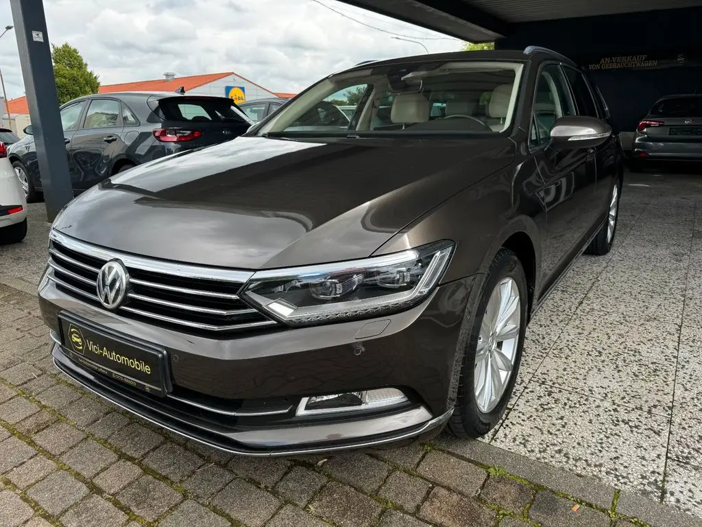 Photo 1 : Volkswagen Passat 2015 Diesel