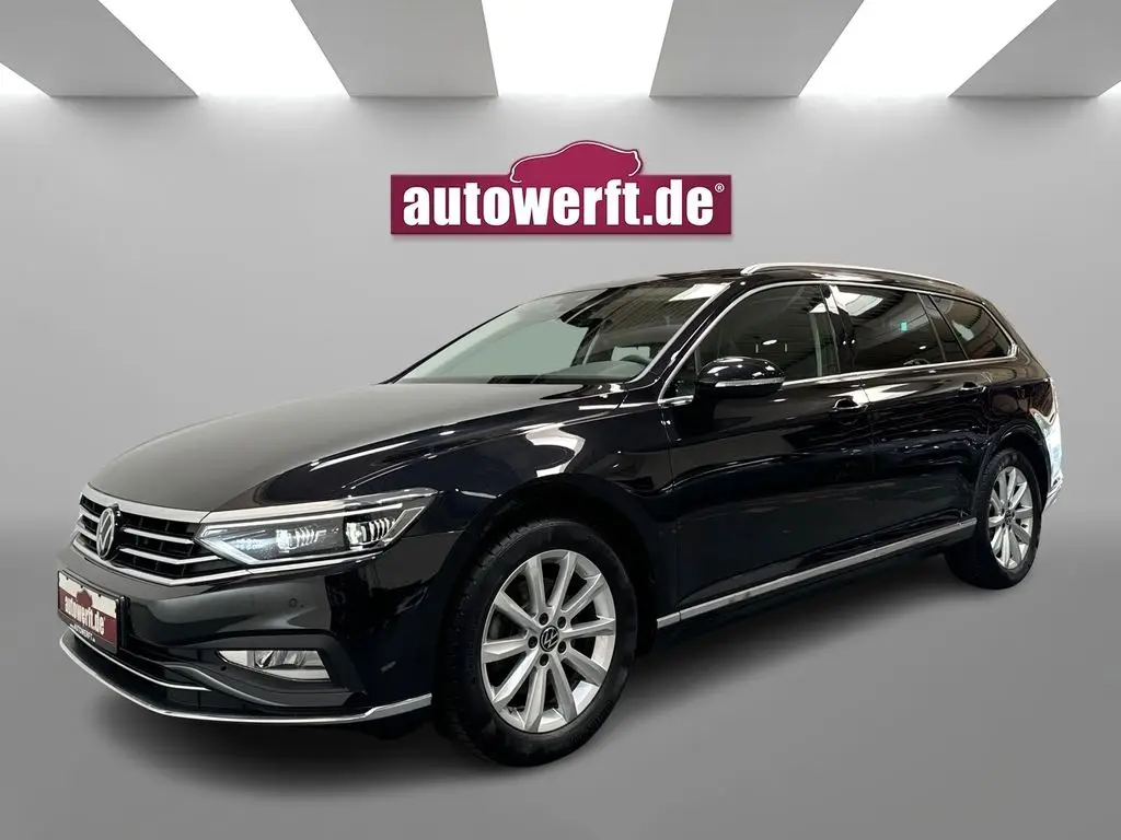 Photo 1 : Volkswagen Passat 2023 Diesel