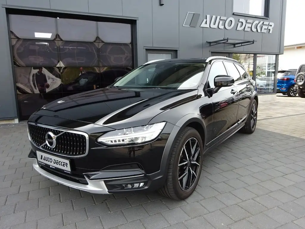 Photo 1 : Volvo V90 2019 Diesel