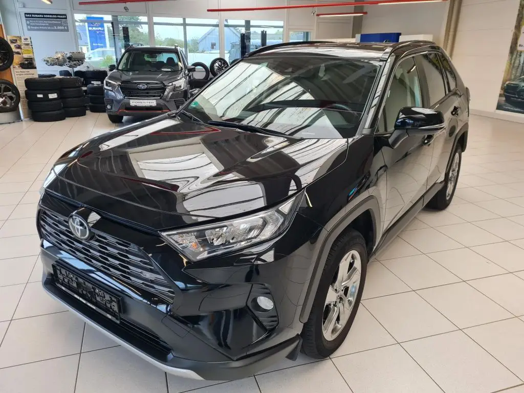 Photo 1 : Toyota Rav4 2019 Essence