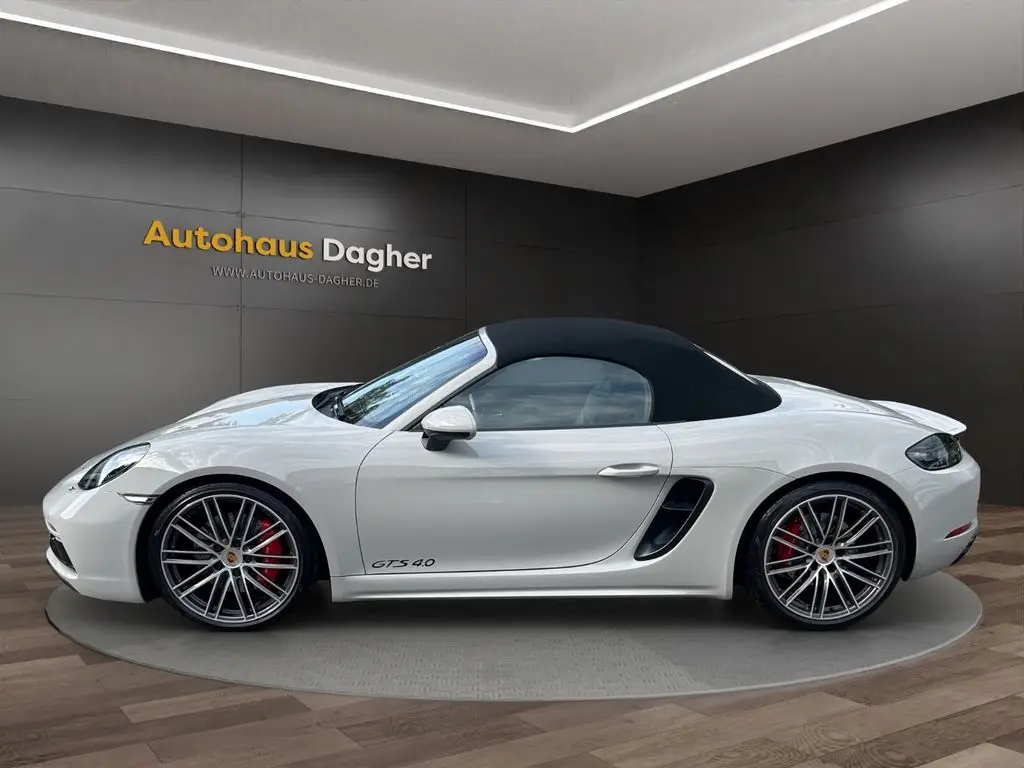 Photo 1 : Porsche Boxster 2023 Essence