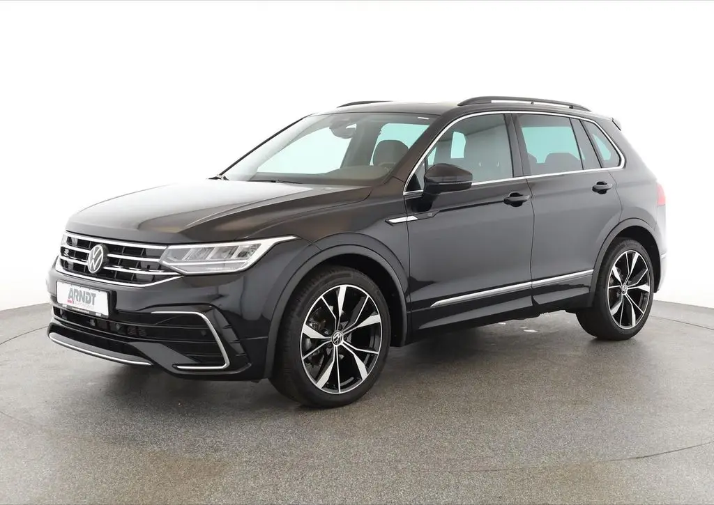 Photo 1 : Volkswagen Tiguan 2024 Essence