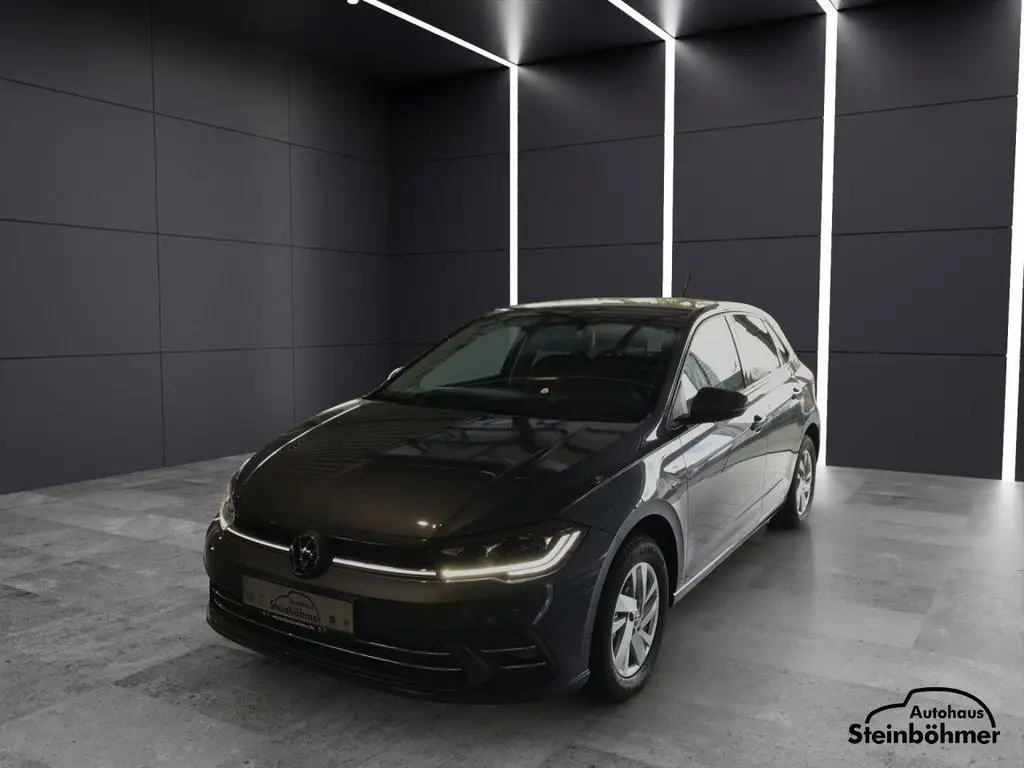 Photo 1 : Volkswagen Polo 2024 Petrol