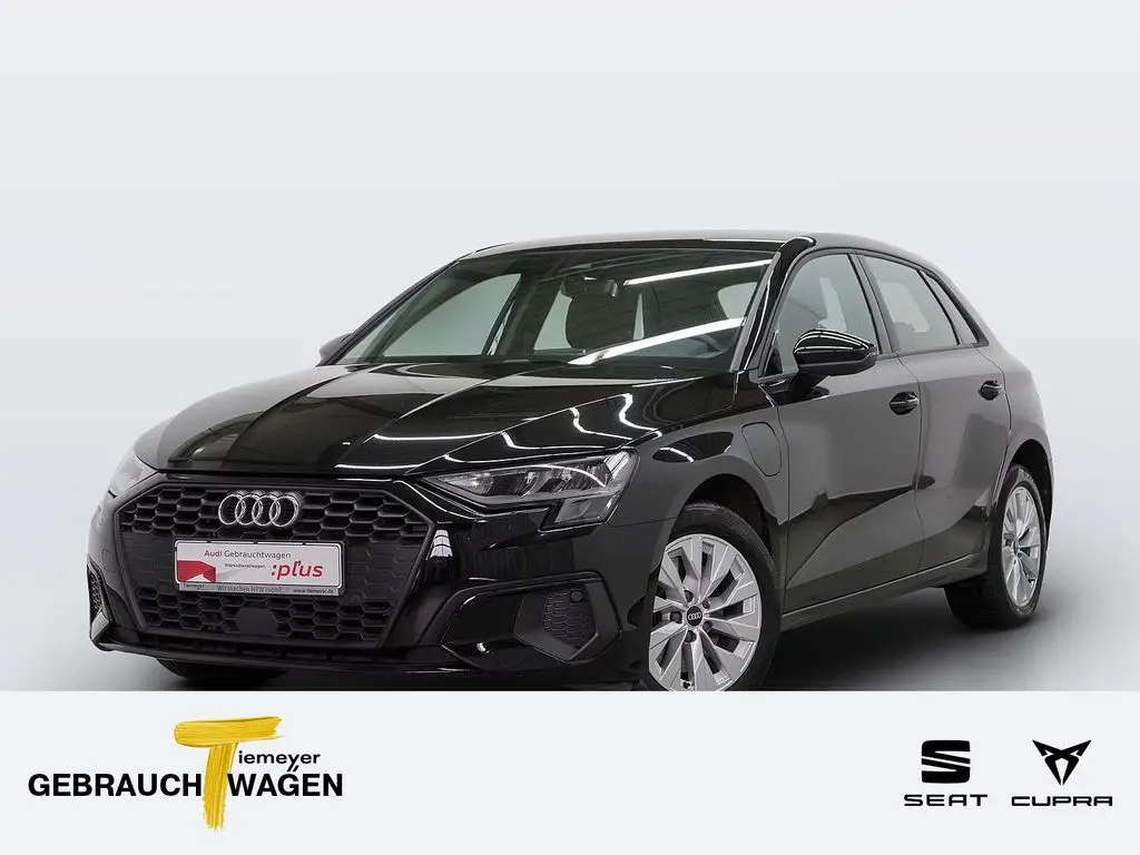 Photo 1 : Audi A3 2021 Hybrid