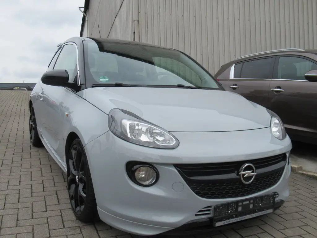 Photo 1 : Opel Adam 2018 Petrol