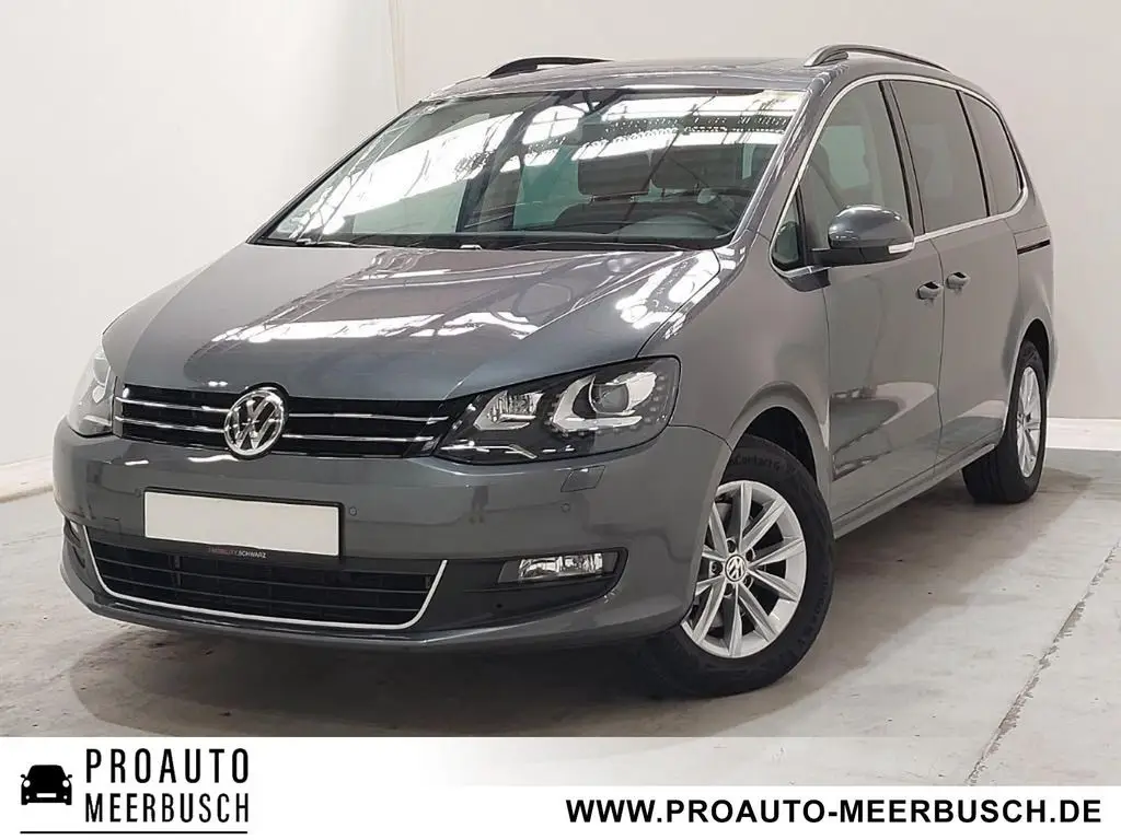 Photo 1 : Volkswagen Sharan 2022 Petrol