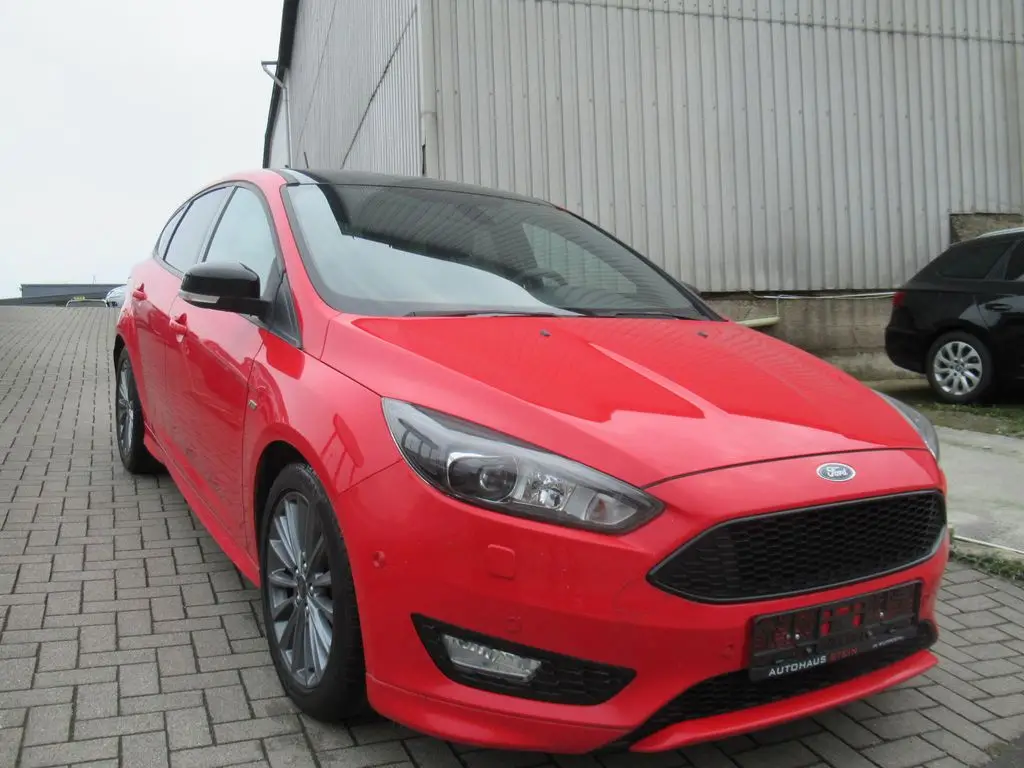 Photo 1 : Ford Focus 2018 Essence