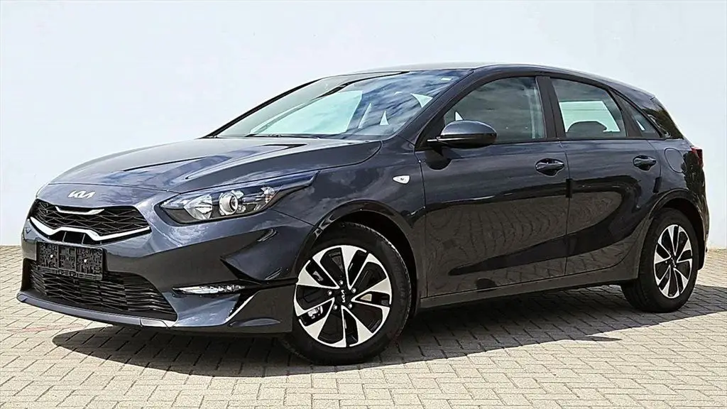 Photo 1 : Kia Ceed 2024 Petrol