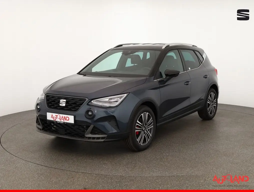 Photo 1 : Seat Arona 2024 Essence