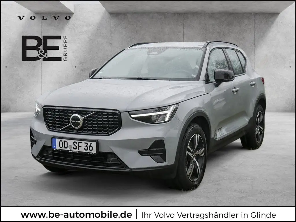 Photo 1 : Volvo Xc40 2024 Petrol