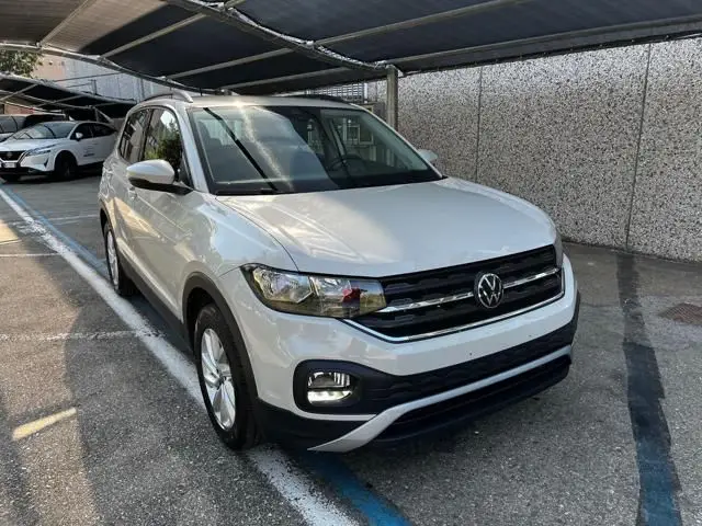 Photo 1 : Volkswagen T-cross 2022 Essence