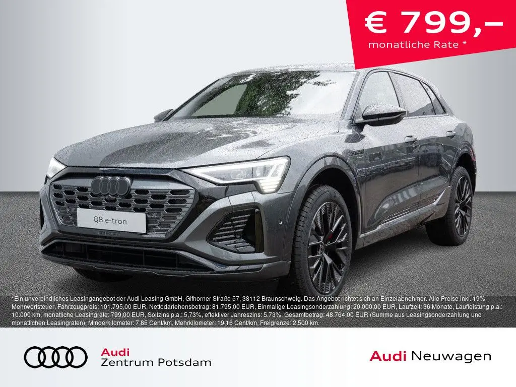 Photo 1 : Audi Q8 2024 Non renseigné