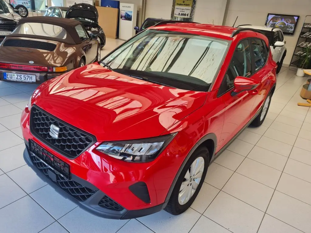 Photo 1 : Seat Arona 2023 Essence