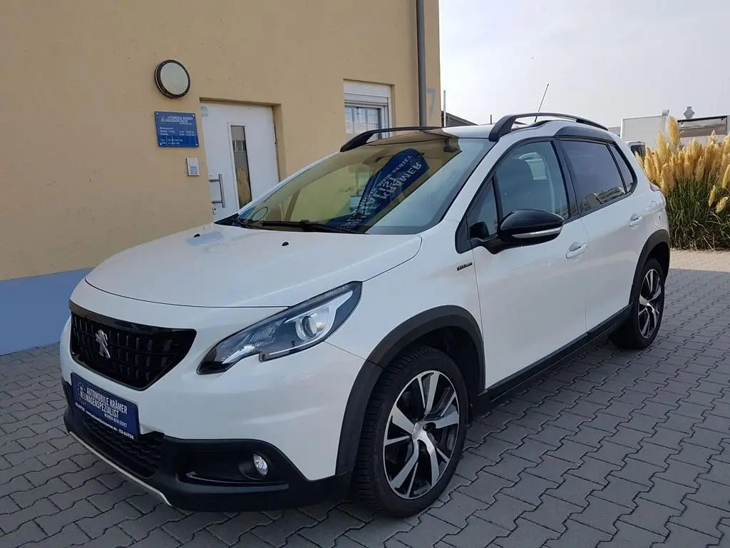 Photo 1 : Peugeot 2008 2017 Essence