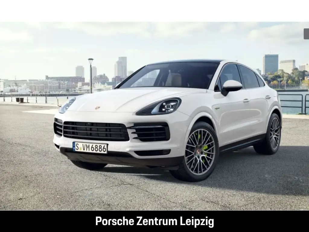 Photo 1 : Porsche Cayenne 2023 Hybrid