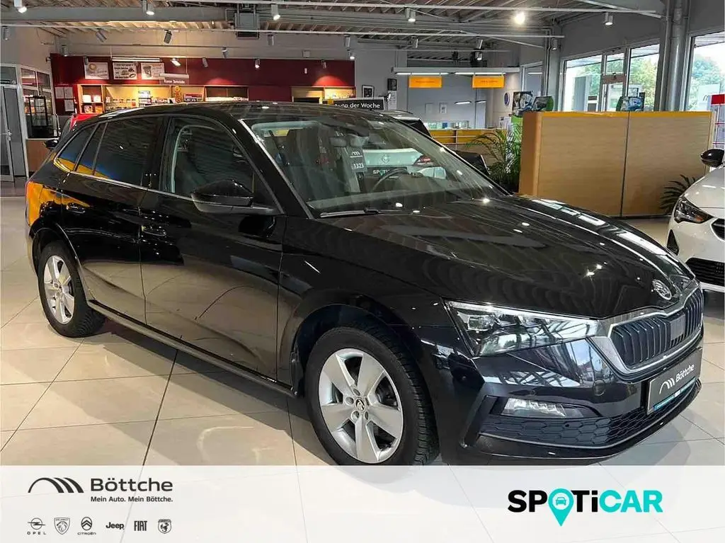 Photo 1 : Skoda Scala 2021 Essence