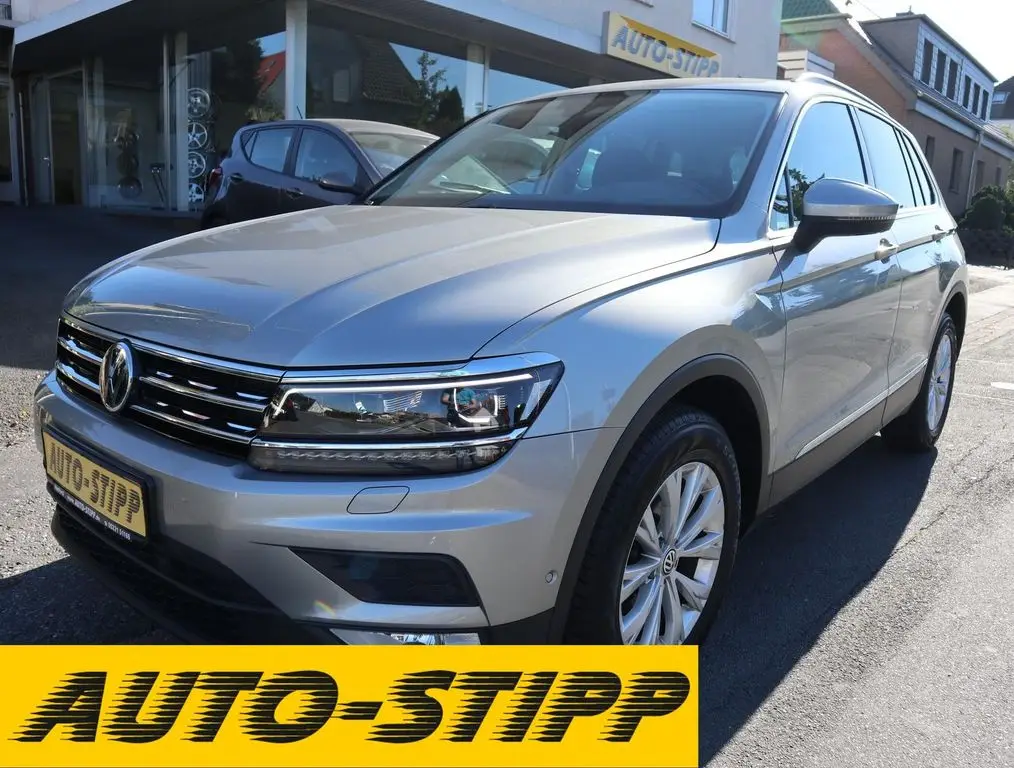 Photo 1 : Volkswagen Tiguan 2016 Essence