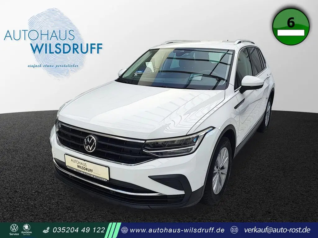 Photo 1 : Volkswagen Tiguan 2022 Essence