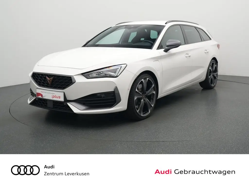 Photo 1 : Cupra Leon 2021 Petrol