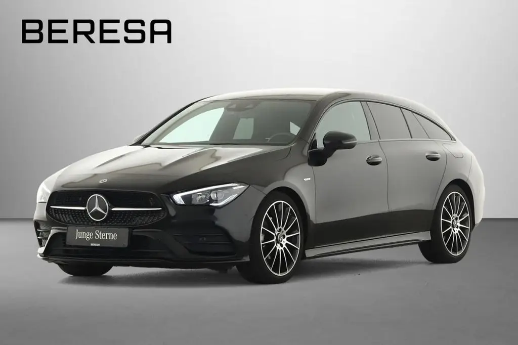 Photo 1 : Mercedes-benz Classe Cla 2021 Petrol