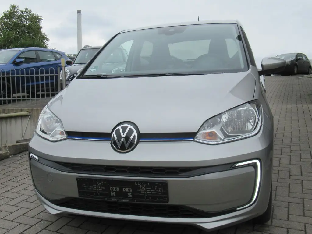 Photo 1 : Volkswagen Up! 2023 Non renseigné