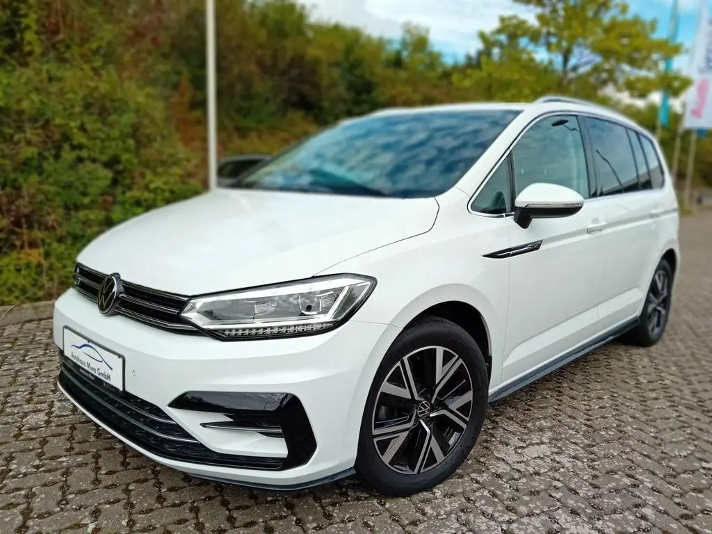 Photo 1 : Volkswagen Touran 2022 Petrol