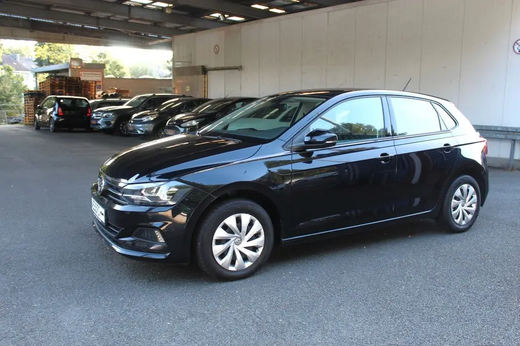 Photo 1 : Volkswagen Polo 2019 Petrol