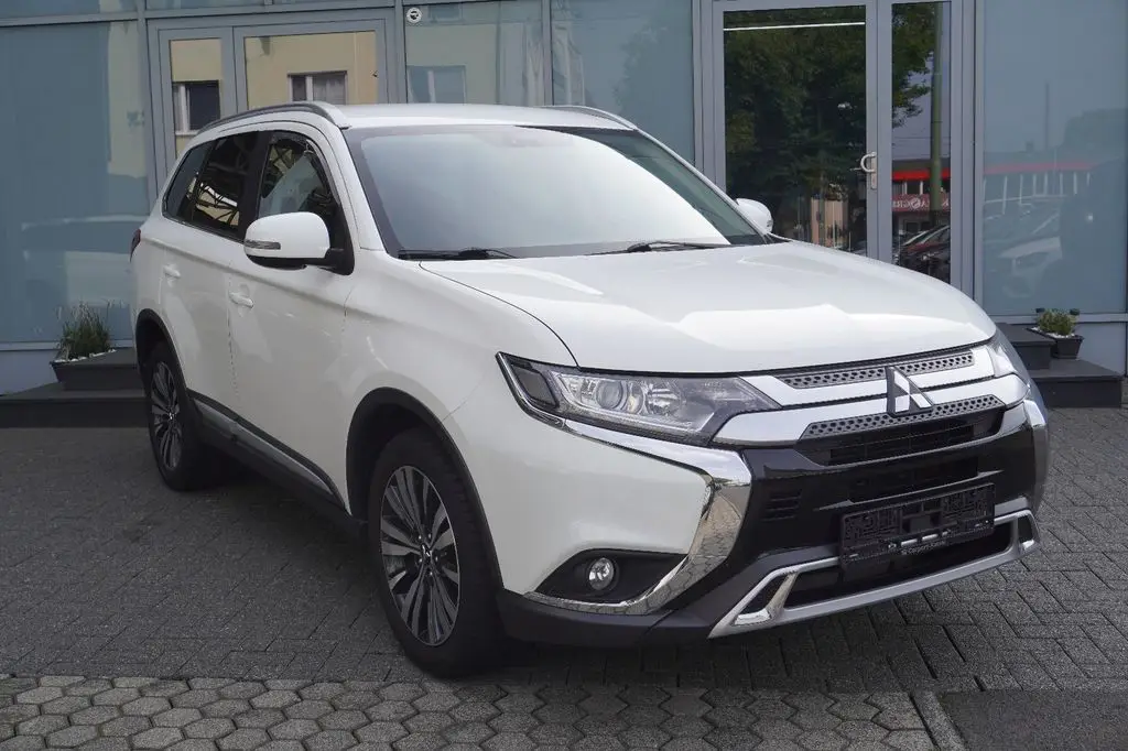 Photo 1 : Mitsubishi Outlander 2019 Essence