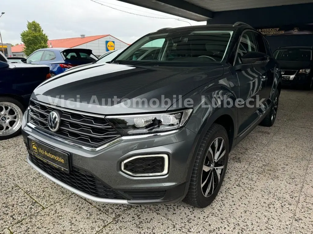 Photo 1 : Volkswagen T-roc 2020 Petrol