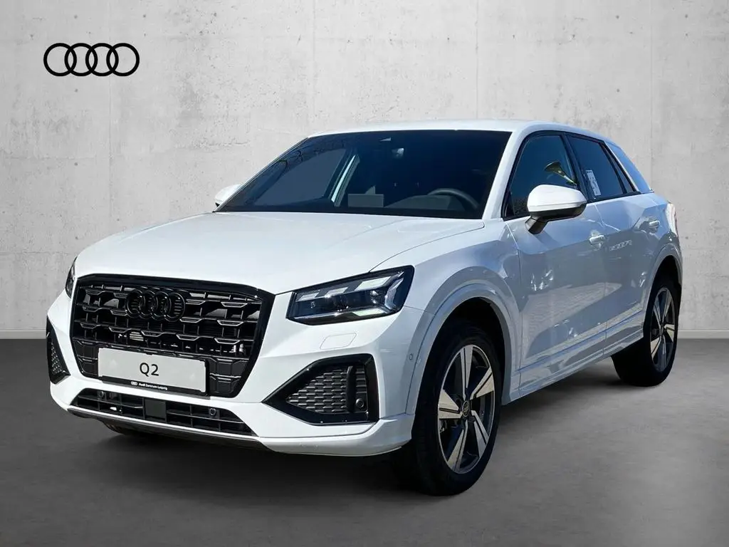 Photo 1 : Audi Q2 2024 Essence