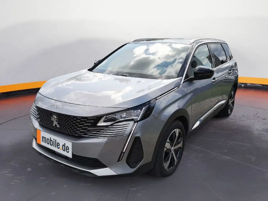 Photo 1 : Peugeot 5008 2023 Essence