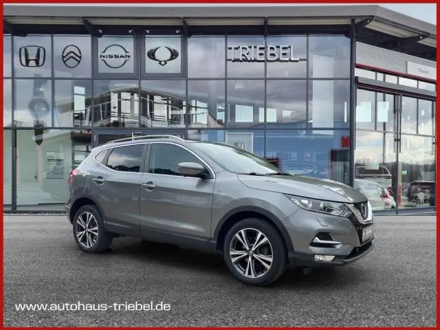 Photo 1 : Nissan Qashqai 2018 Essence