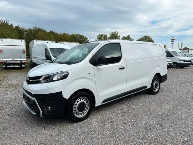 Photo 1 : Toyota Proace 2022 Diesel