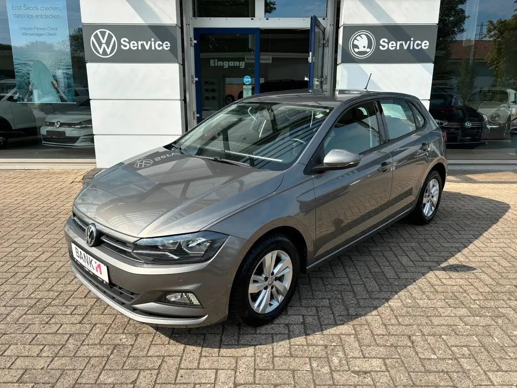 Photo 1 : Volkswagen Polo 2020 Petrol