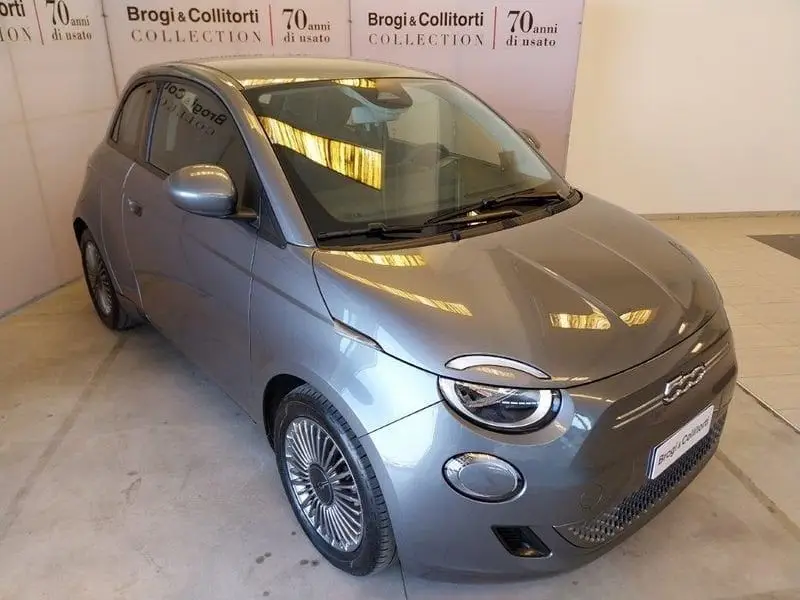 Photo 1 : Fiat 500 2023 Non renseigné