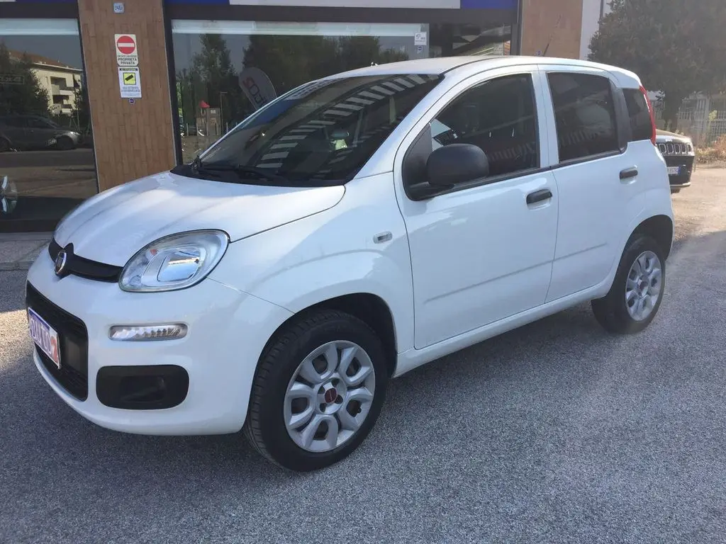 Photo 1 : Fiat Panda 2019 Autres