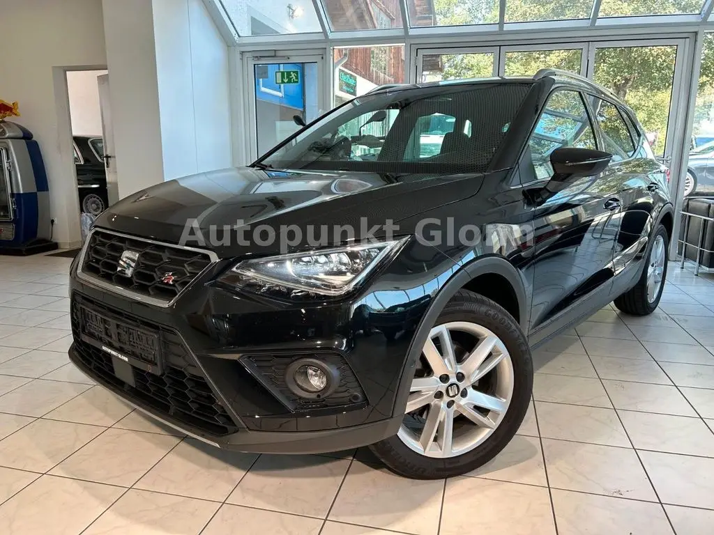 Photo 1 : Seat Arona 2021 Petrol